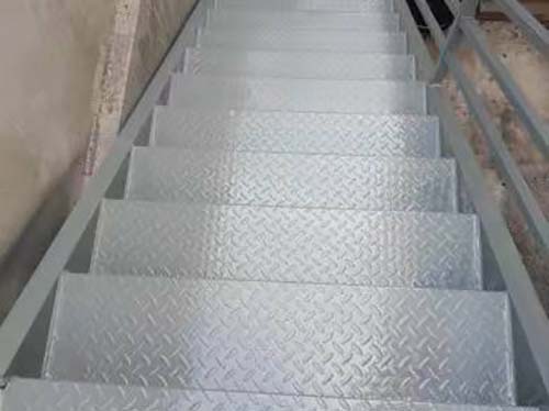 台北鐵樓梯安裝施工